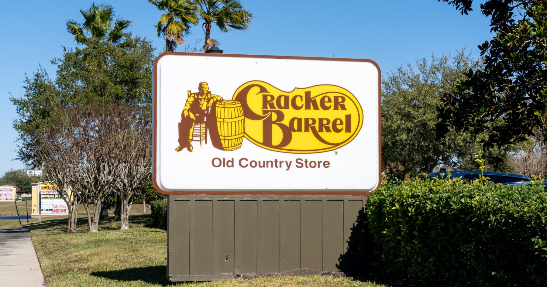 Cracker Barrel board member ousted following activist pressure