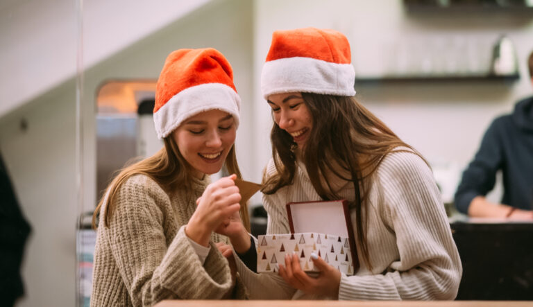 How to Maximize Restaurant Profits During the Holiday Rush