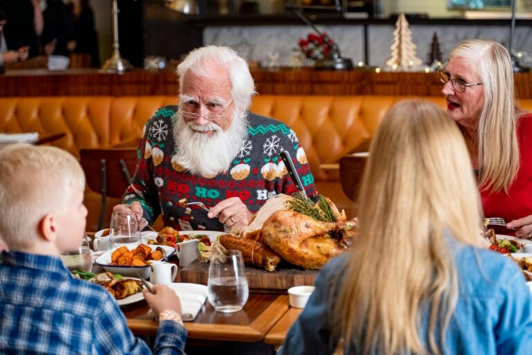 How to Turn Holiday Diners Into Year-Round Regulars