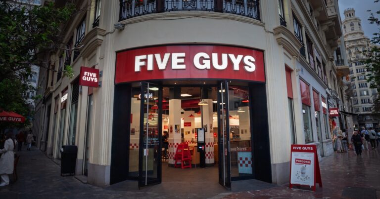Restaurant chains are thriving outside the U.S.