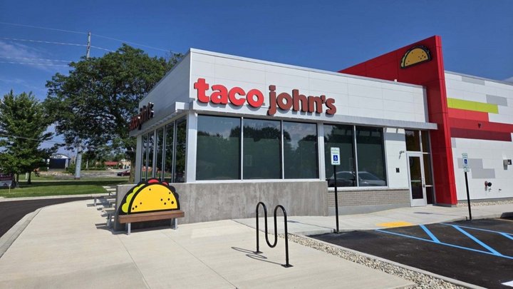 Taco John's offers free meals to support those impacted by shutdown