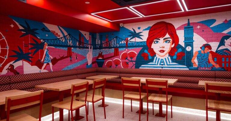 Wendy's opening in Australia sets records