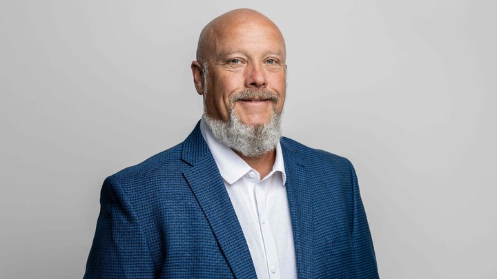 White Castle promotes Chris Shaffery to SVP of operations