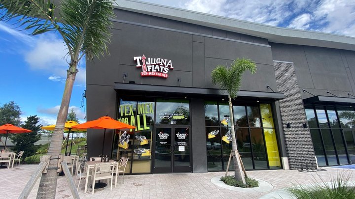 &amp;pizza acquires Tijuana Flats, creates holding company