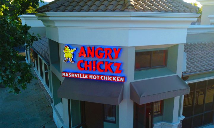 Angry Chickz Enters New Mexico and Texas with 25-Unit Deal