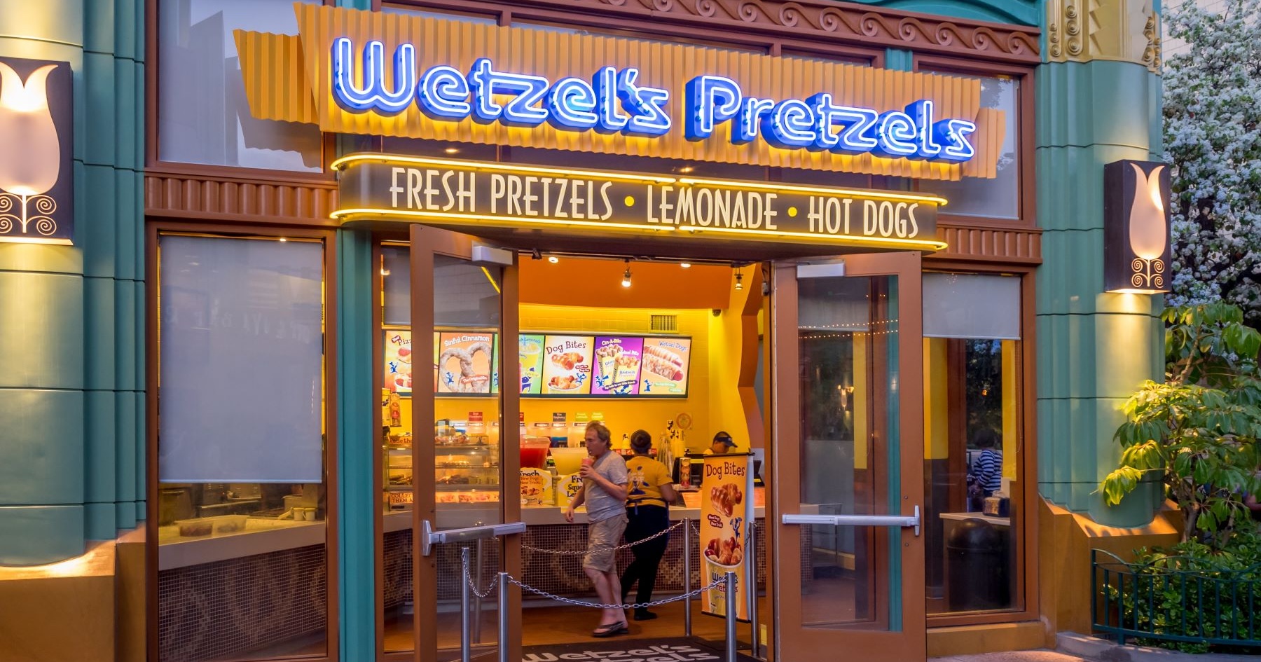 Fat Brands, MTY and the limits of restaurant chain consolidation