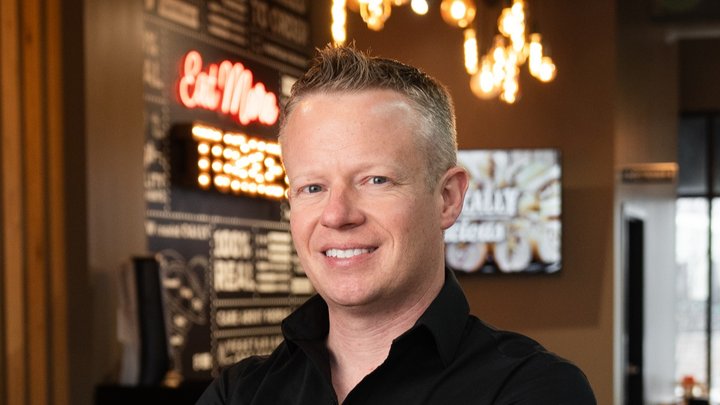 From skies to sandwiches: Former pilot opens Capriotti's
