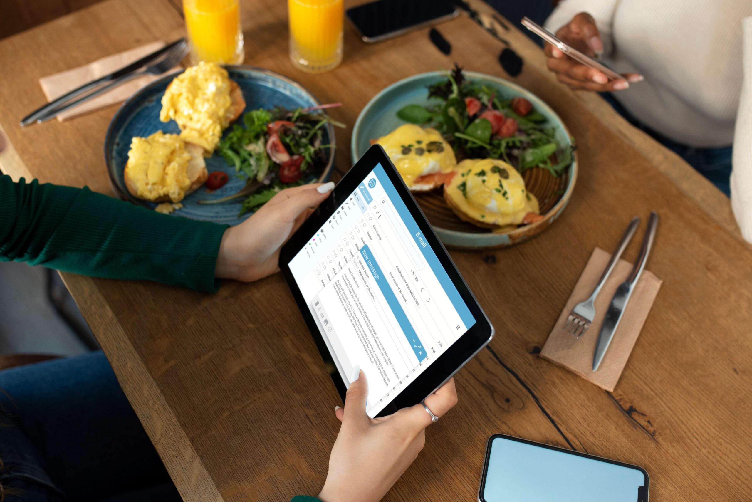 The 2025 Restaurant Software Guide: Loyalty, Delivery, and Marketing Tools and Apps