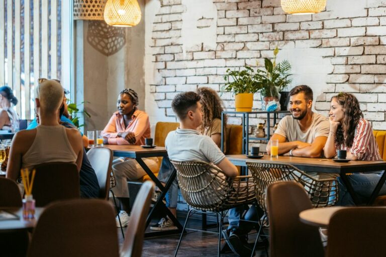 From Mercenaries to Fans: Understanding the Six Types of Hospitality Customers | Modern Restaurant Management