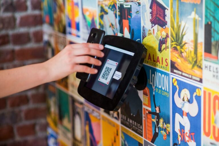 Three Ways QR Codes Will Reshape Restaurant Hospitality in 2026 | Modern Restaurant Management