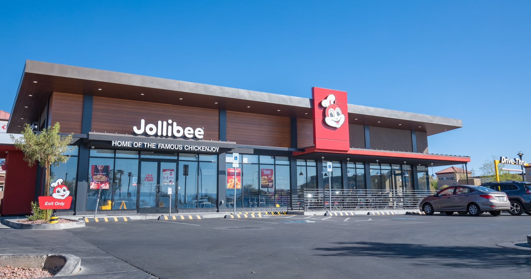 U.S. investors will get a crack at another chicken chain in Jollibee