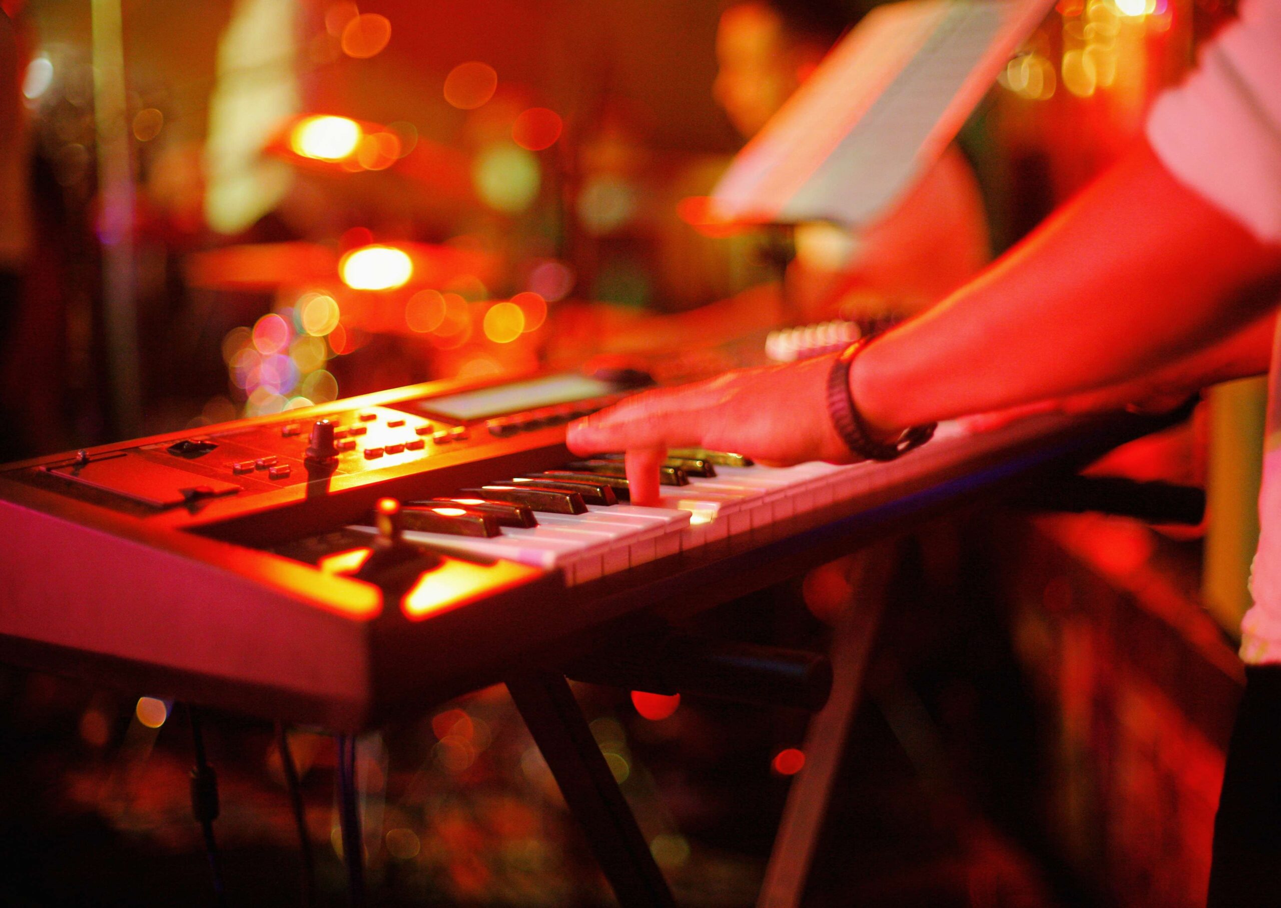 Why the Right Music Can Change the Entire Dining Experience
