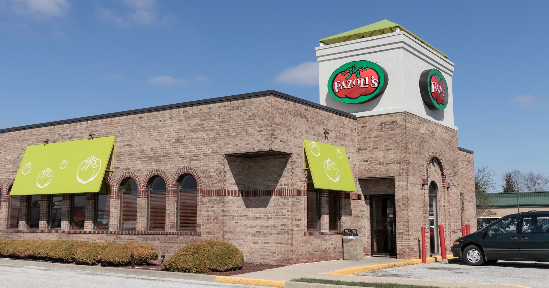 Fat Brands lenders want Andy Wiederhorn suspended