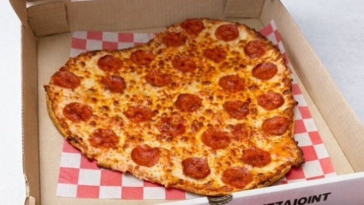 Stoner's Pizza Joint celebrates National Pizza Day with $4.20 Pizza, heart-shaped pizza