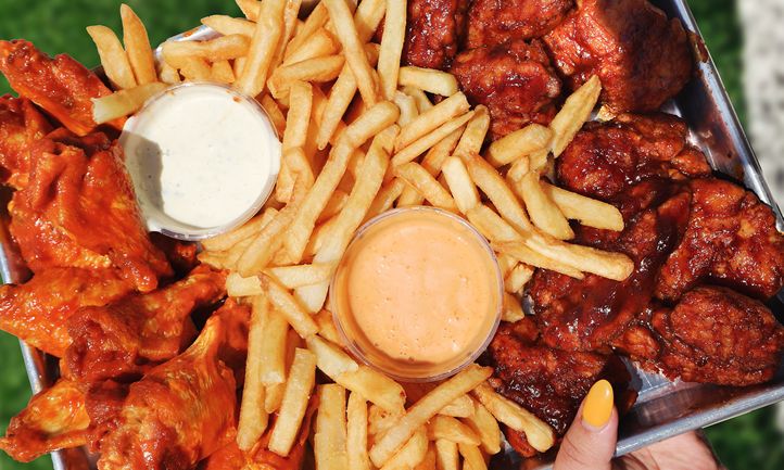Super Bowl Deals from Leading Restaurant Brands