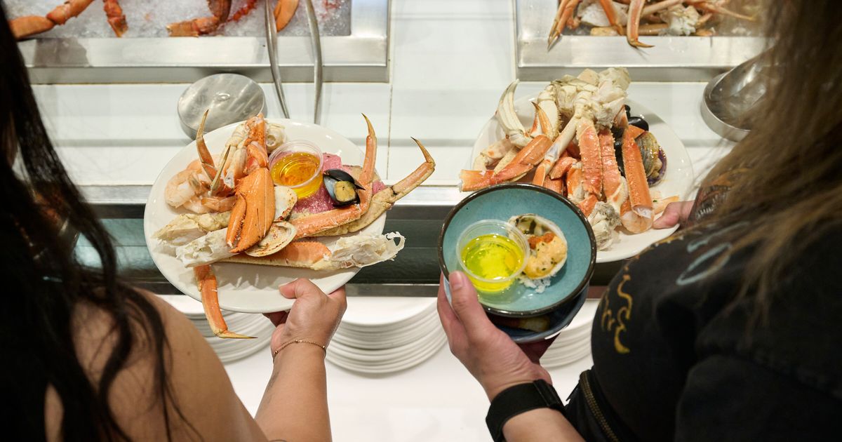The Experts Who Maximize Their Meals at Las Vegas Buffets