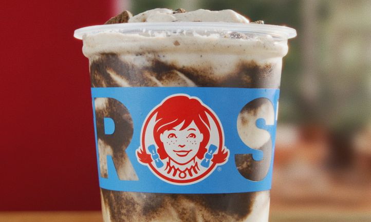 The Iconic Duo Returns: Wendy’s Thin Mints Frosty Is Back with All-New Frosty Fusion