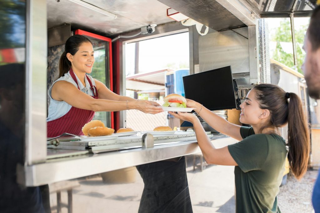 What’s Fueling Food Truck Momentum? | Modern Restaurant Management