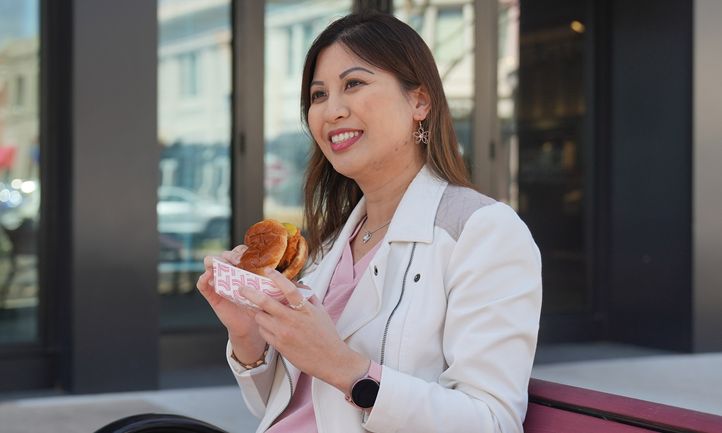 7-Eleven, Inc. Kicks Off a Major Chicken Takeover with Sandwiches, Wings and Big Deals