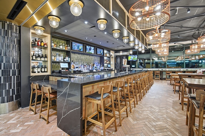 Airport Dining Trends: What Hungry Travelers Want to Eat | Modern Restaurant Management