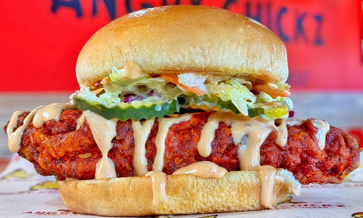 Angry Chickz Sets Its Sights on Mesa with East Valley Debut