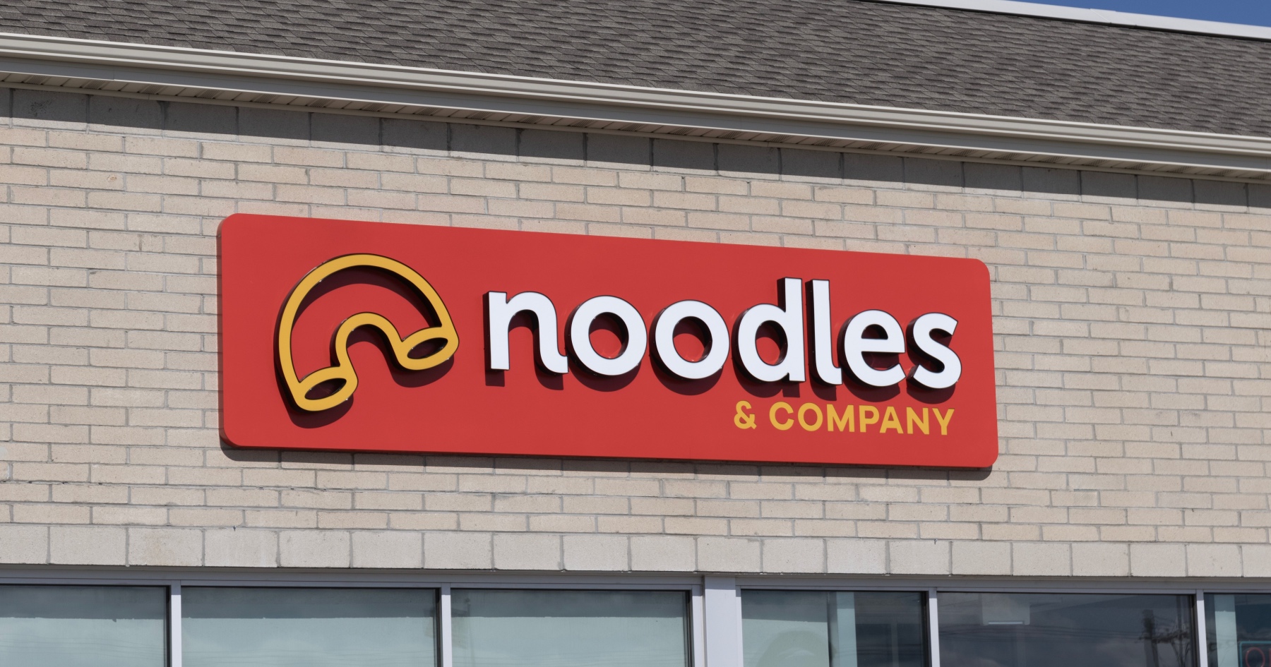 Noodles &amp; Company's store closures is boosting the restaurants that remain