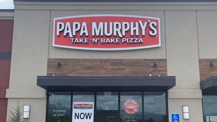 Papa Murphy's kicks it up a notch with Jalapeño Popper Pizza LTO
