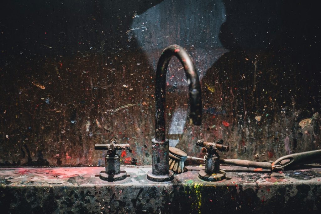 Plugging the Profit Leak: Addressing Revenue Leakage in Restaurant Operations | Modern Restaurant Management