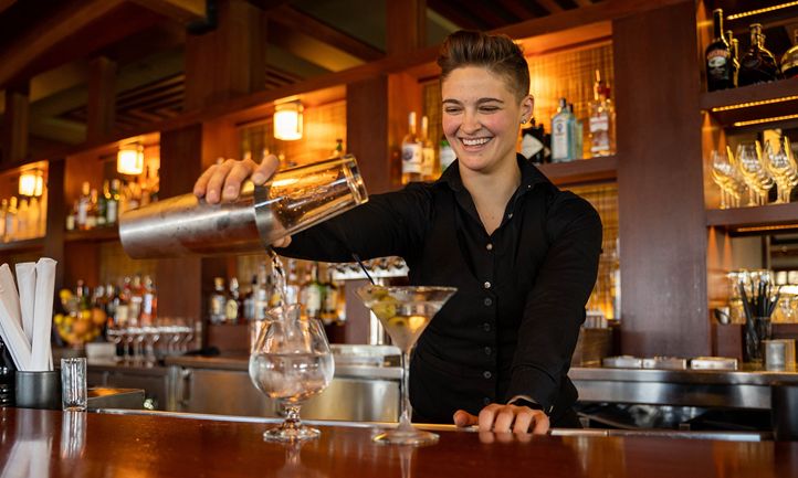 J. Alexander’s Expands Peach State Presence with The Battery Atlanta Grand Opening