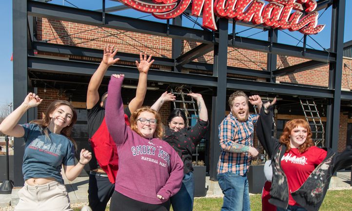 Lou Malnati’s Pizzeria Earns 2026 USA TODAY Top Workplaces Award