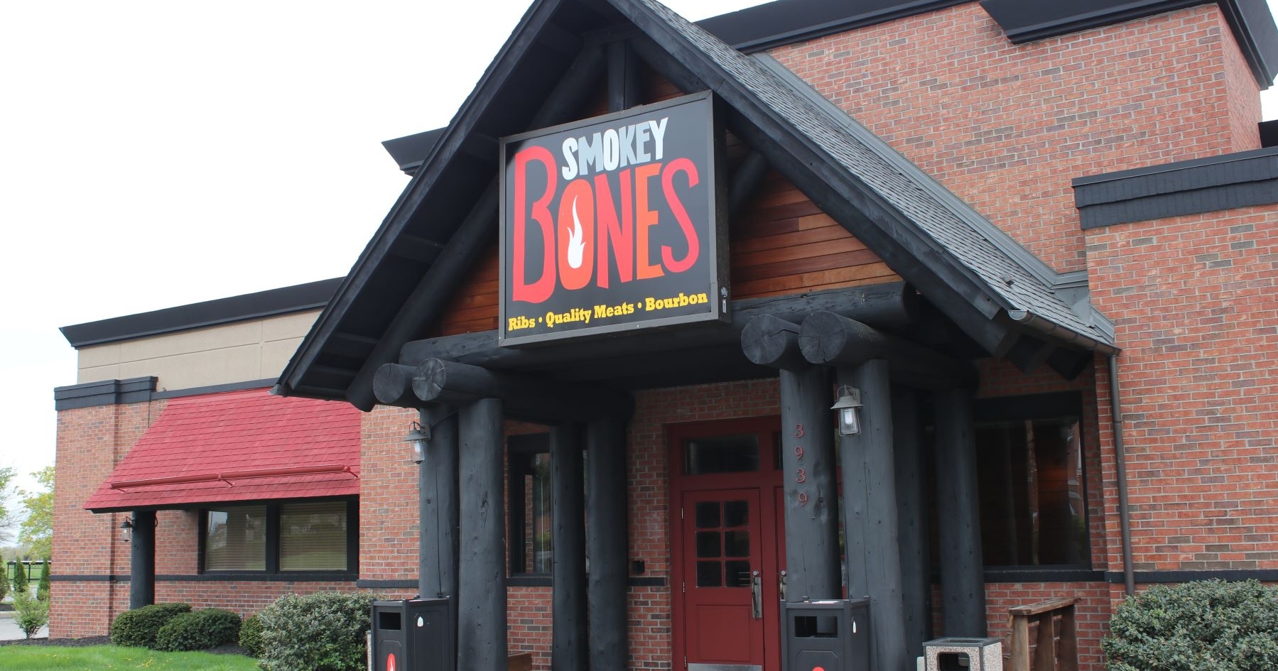 Multiple buyers emerge for Fat Brands, as Smokey Bones shuts down