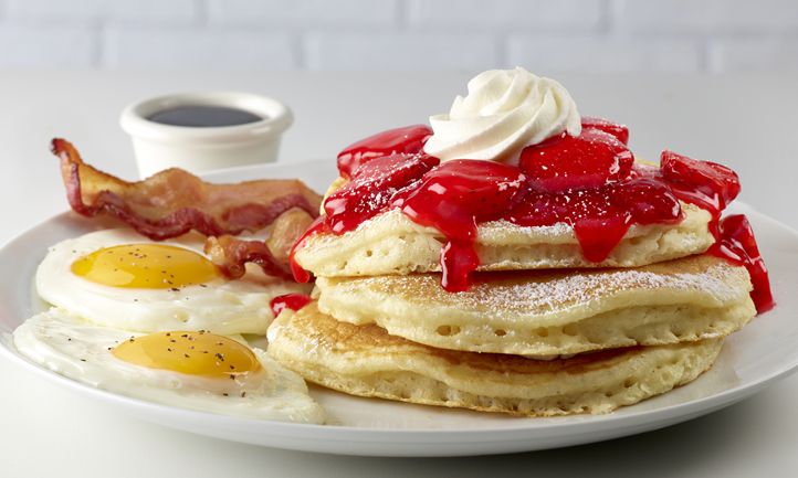 Perkins Strawberry Freshtival Returns With a New Chocolate-Covered Strawberry Cold Brew