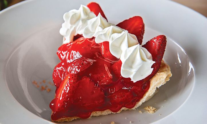 Shoney’s Celebrates Mother’s Day 2026 by Treating Moms to a FREE Slice of Its Famous Strawberry Pie