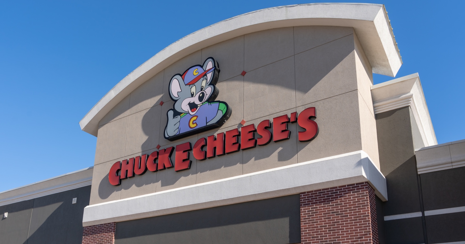 Chuck E. Cheese taps AI to help fight fraud