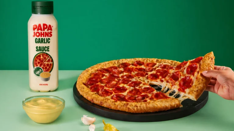 Papa Johns bringing signature garlic sauce to retail shelves this summer