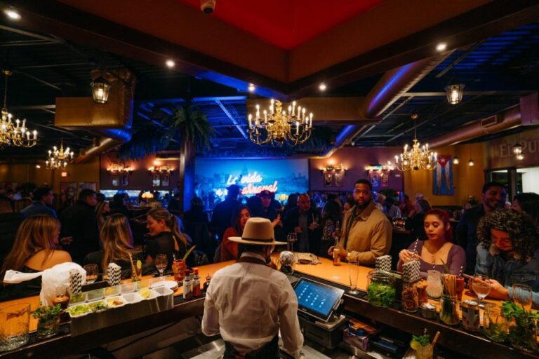 Why Restaurants Need to be More than Food to be Successful in Growing Markets | Modern Restaurant Management