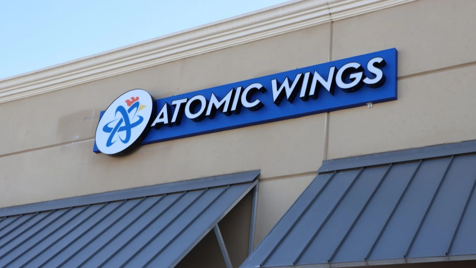Atomic Wings moves toward 100% unit growth in 2026