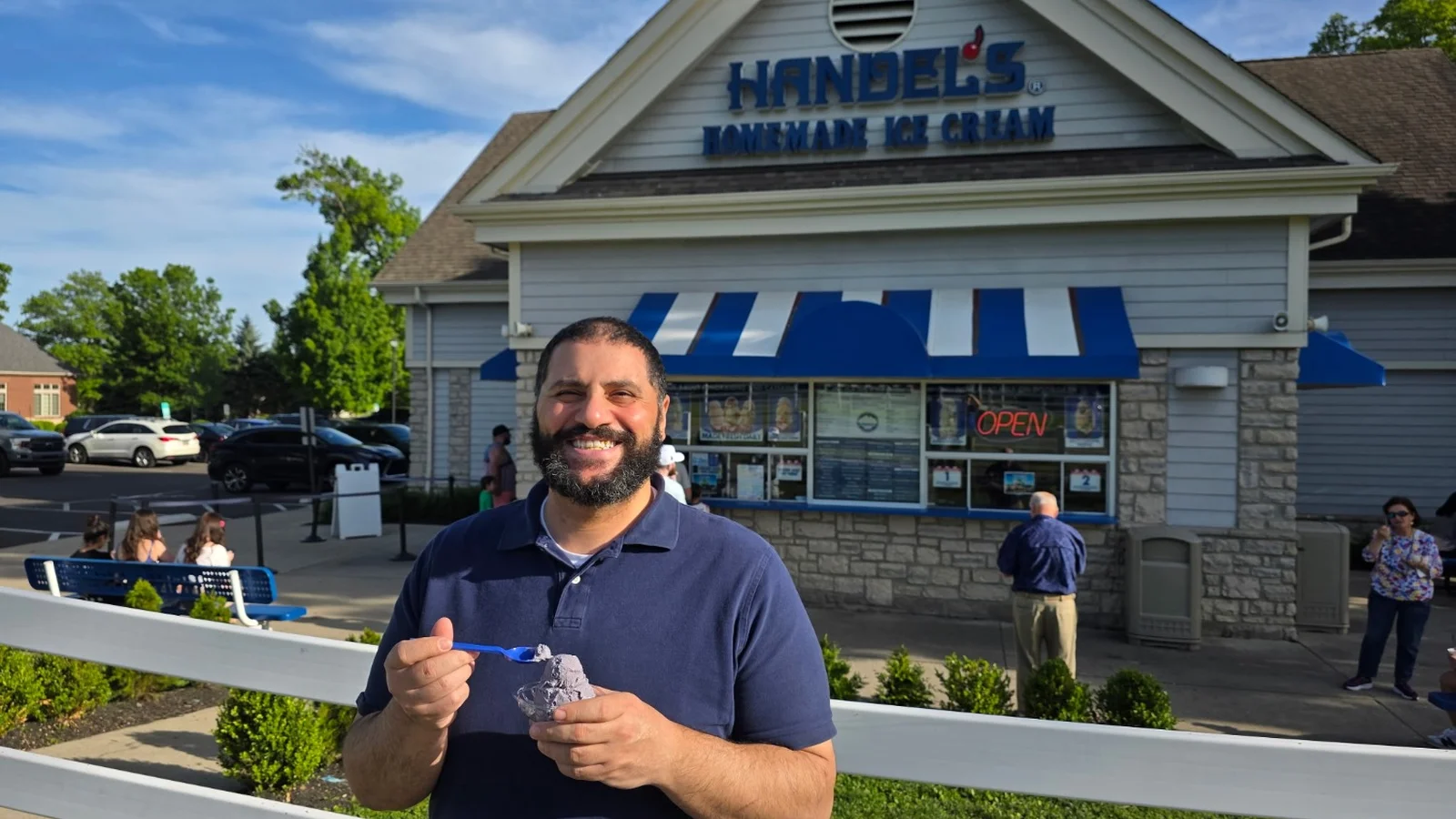 Handel's Homemade Ice Cream makes 1st Illinois push with Chicago multi-unit deal