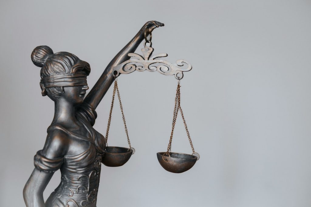 Why Restaurants Can Be Sexual Harassment Lawsuits Waiting to Happen | Modern Restaurant Management