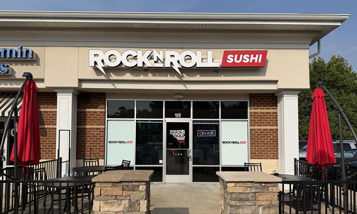 Rock N’ Roll Sushi Strikes a Chord in Midlothian With First Virginia Location