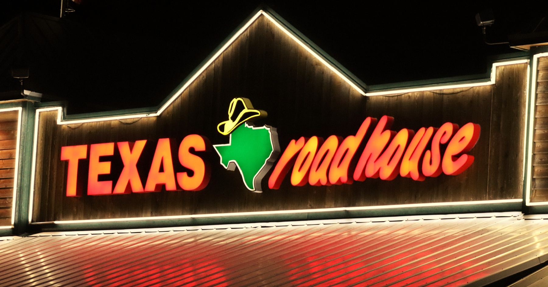 Why now's the time for Texas Roadhouse to test delivery