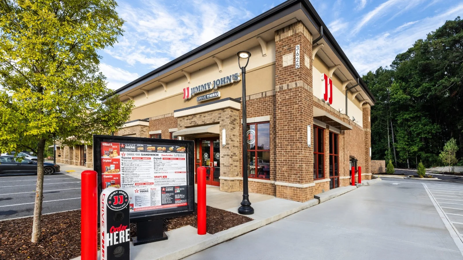 Buffalo Wild Wings, Jimmy John's, opens first co-brand