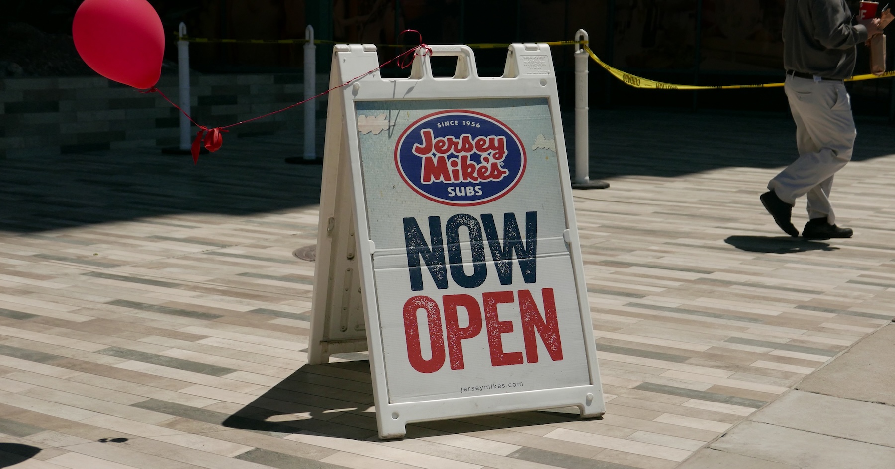 Jersey Mike's lands on the public markets with a thud