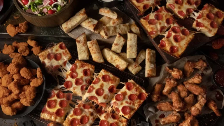 Jet's Pizza opens 3rd Las Vegas restaurant