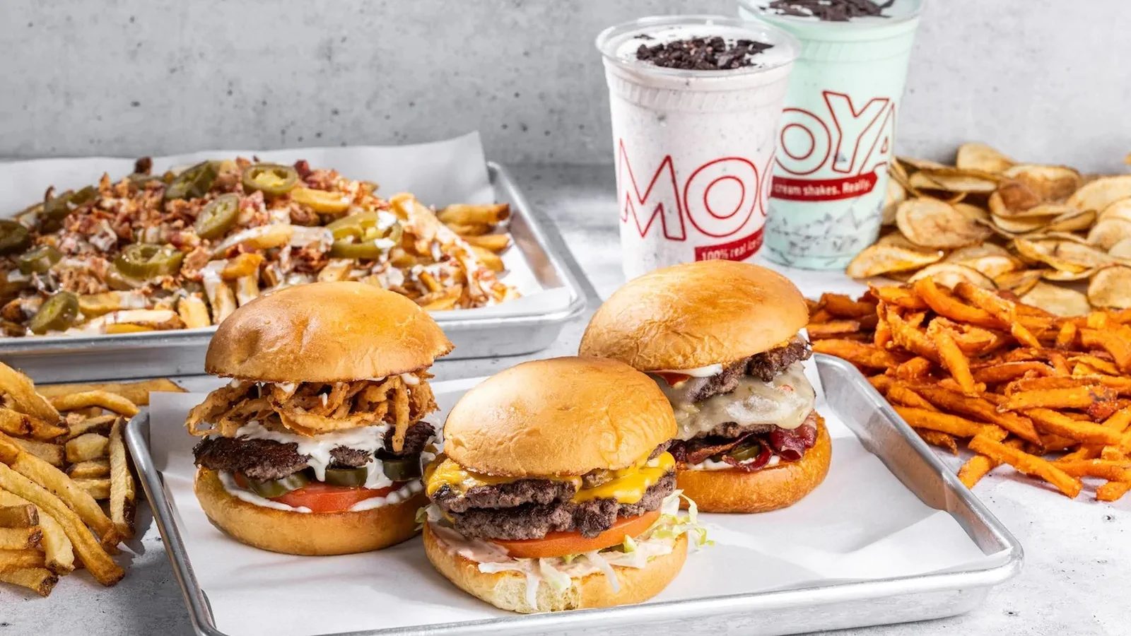 Mooyah Burgers signs 6-unit deal to grow Utah presence