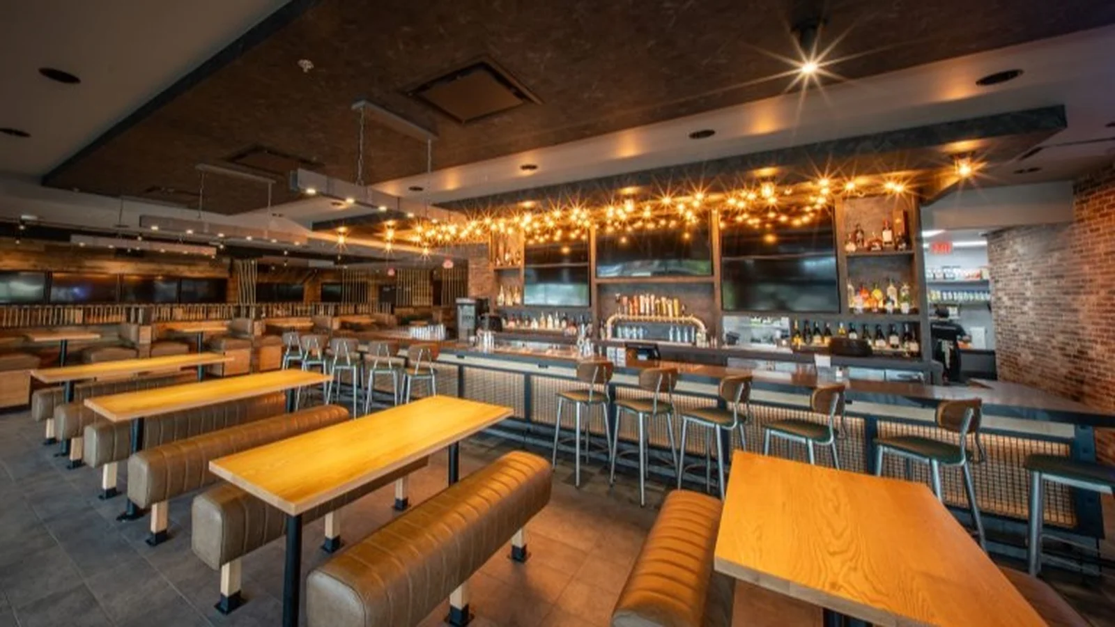 Shark Club takes a deliberate bite out of the US sports restaurant market