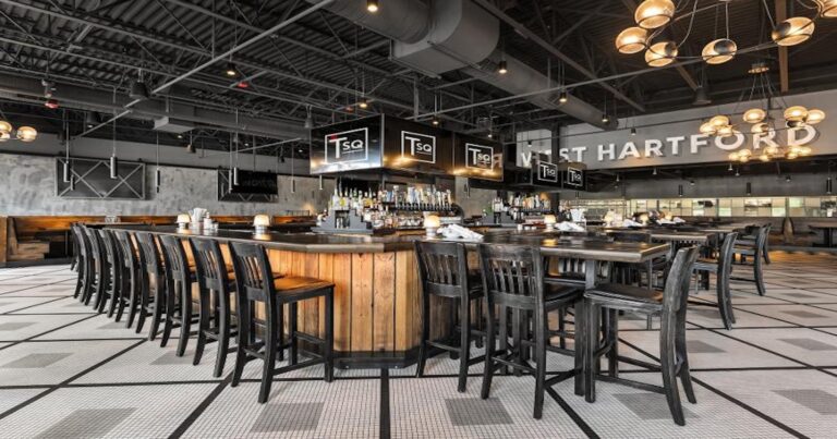 Tavern in the Square finds sweet spot in polished casual dining