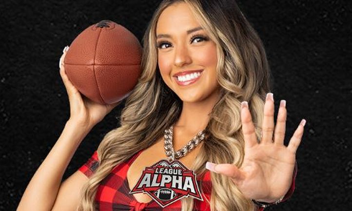 Twin Peaks Welcomes Fantasy Football Leagues Back for Draft Parties