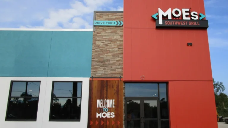 Moe’s Southwest Grill adds to Twin Cities presence with traditional restaurant