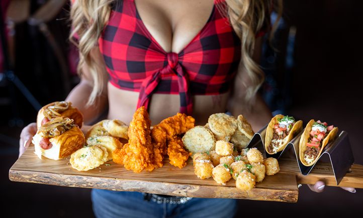 Twin Peaks Debuts New Menu with Bigger Shareables, More Ways to Customize and Lunch Under $10